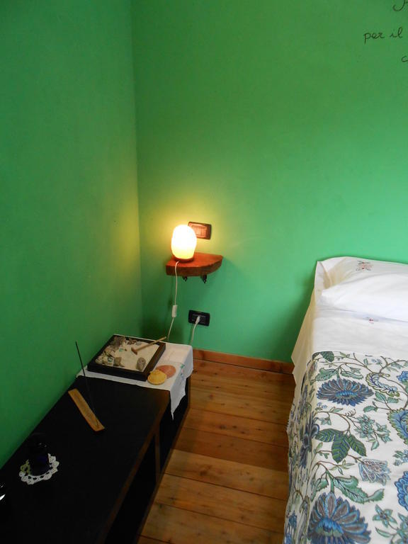Azienda Agrituristica Risveglio Naturale 瓦雷塞利古雷 客房 照片
