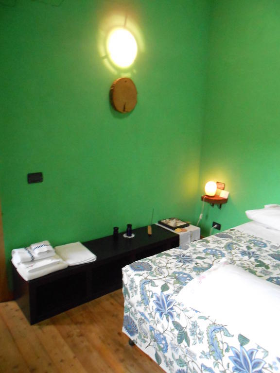 Azienda Agrituristica Risveglio Naturale 瓦雷塞利古雷 客房 照片