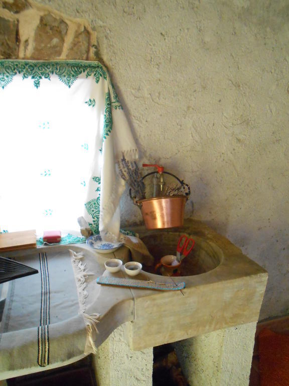 Azienda Agrituristica Risveglio Naturale 瓦雷塞利古雷 外观 照片