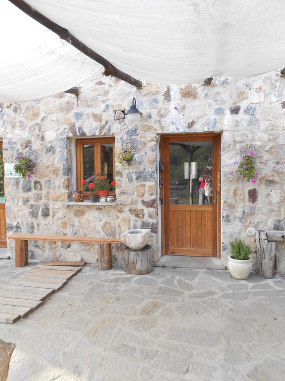 Azienda Agrituristica Risveglio Naturale 瓦雷塞利古雷 外观 照片