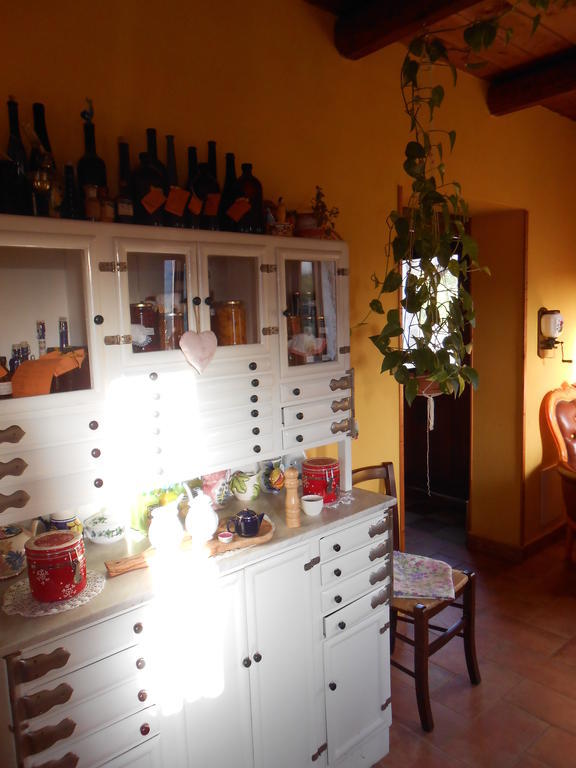 Azienda Agrituristica Risveglio Naturale 瓦雷塞利古雷 外观 照片