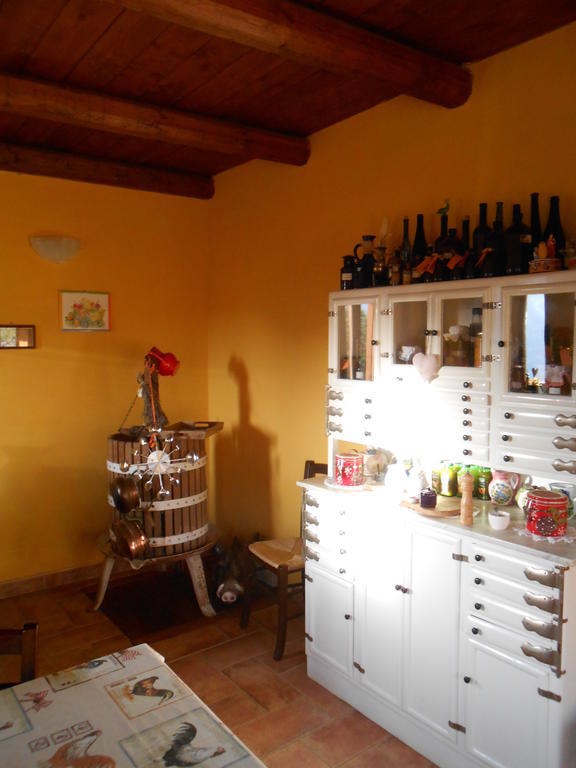 Azienda Agrituristica Risveglio Naturale 瓦雷塞利古雷 外观 照片